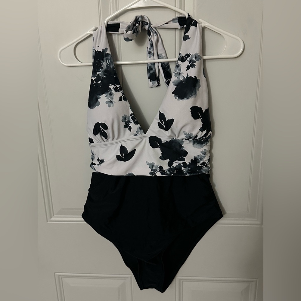 CupShe Floral Black and White One piece